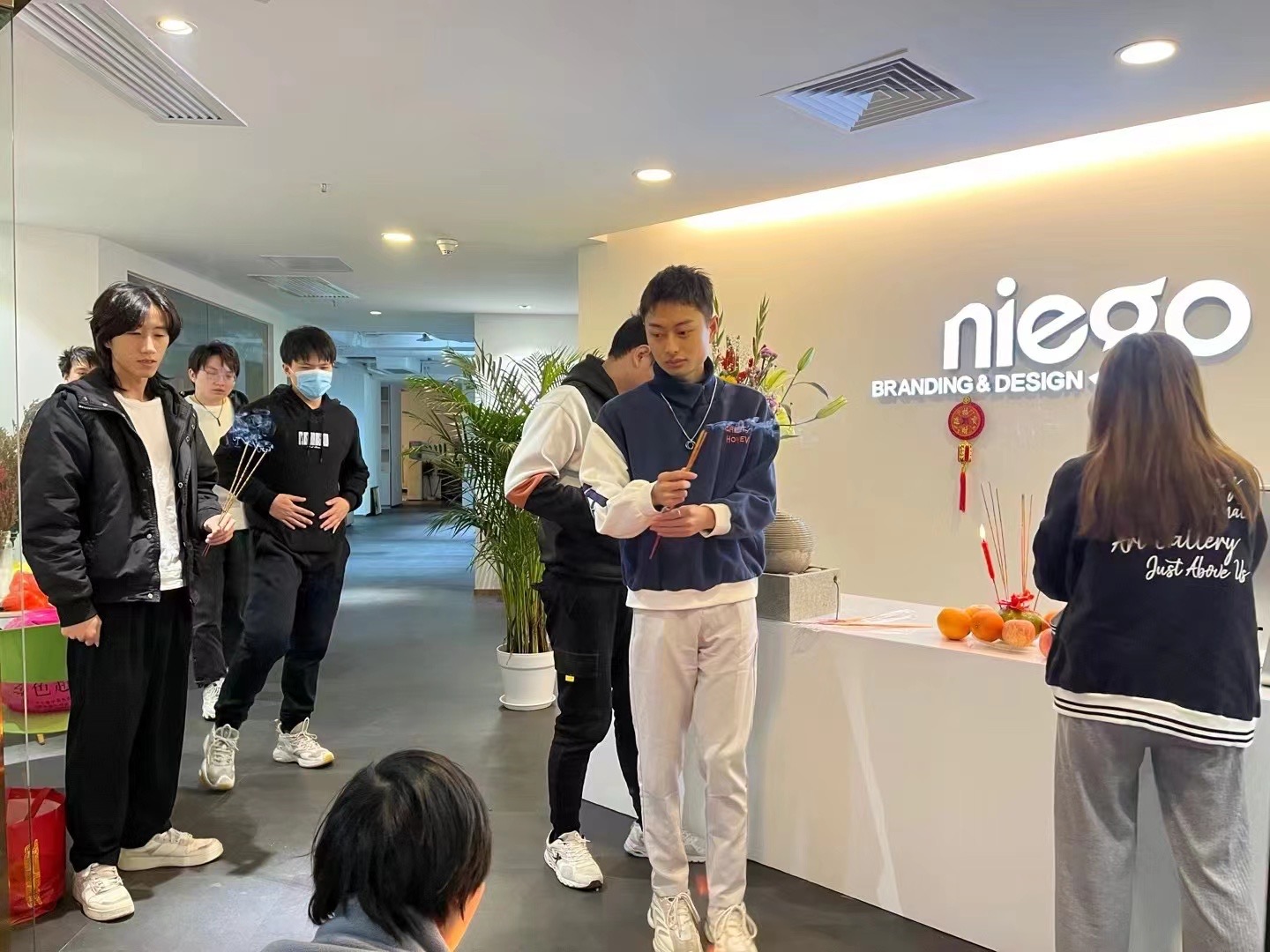 設(shè)計(jì)公司開工大吉